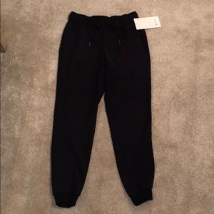 Lululemon On the Fly Jogger 28”